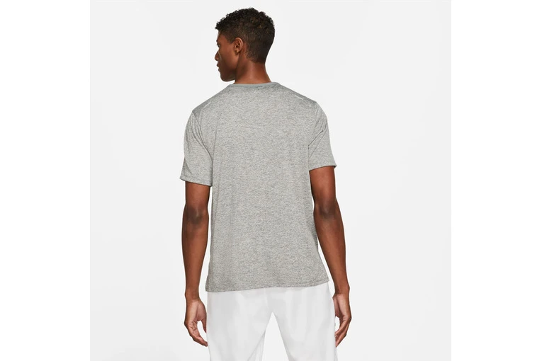 Nike Dri-FIT Rise 365 Hardlooptop Smoke Grey Heren - Image 2