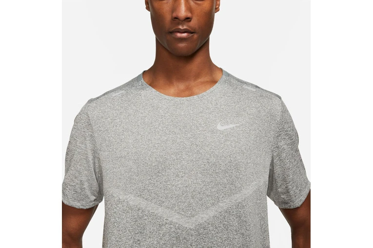 Nike Dri-FIT Rise 365 Hardlooptop Smoke Grey Heren - Image 3