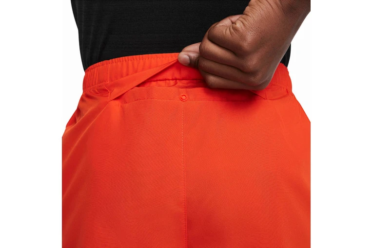 Nike Challenger Short Picante Red KIDS - Image 3