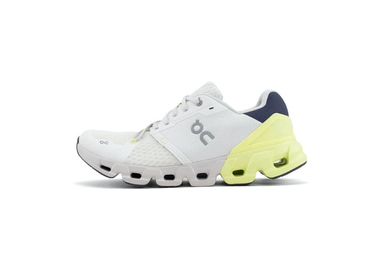 On Cloudflyer 4 Loopschoen Wit/hay Heren - Image 2