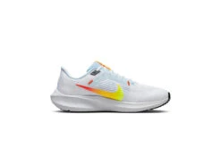 Nike Pegasus 40 Loopschoen Wit/blue Tint/laser Orange Dames