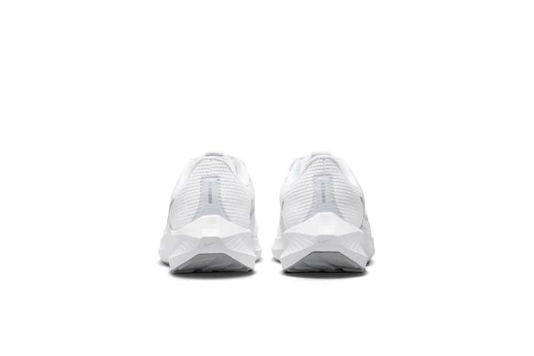 Nike Pegasus 40 Loopschoenen Wit/Pure Platinum/Metallic Silver Dames - Image 4
